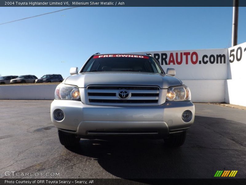 Millenium Silver Metallic / Ash 2004 Toyota Highlander Limited V6