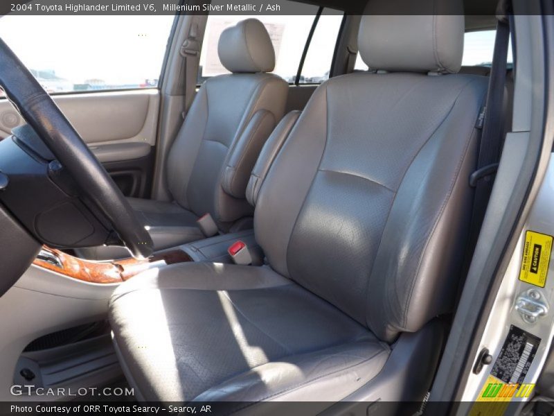 Millenium Silver Metallic / Ash 2004 Toyota Highlander Limited V6