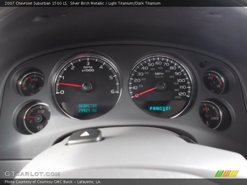 Silver Birch Metallic / Light Titanium/Dark Titanium 2007 Chevrolet Suburban 1500 LS
