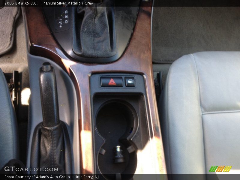 Titanium Silver Metallic / Grey 2005 BMW X5 3.0i