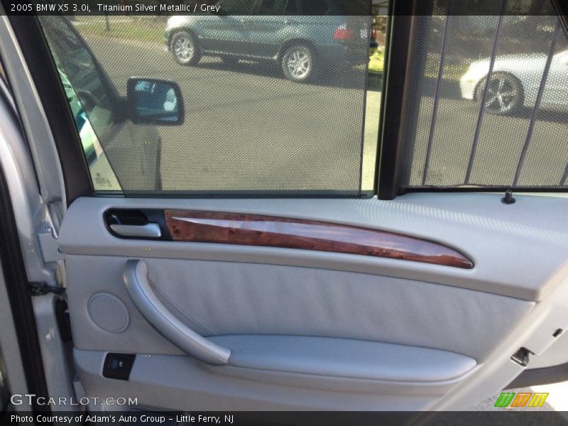 Titanium Silver Metallic / Grey 2005 BMW X5 3.0i