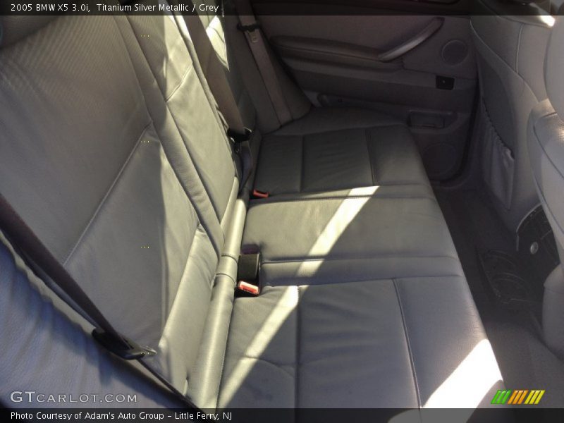 Titanium Silver Metallic / Grey 2005 BMW X5 3.0i