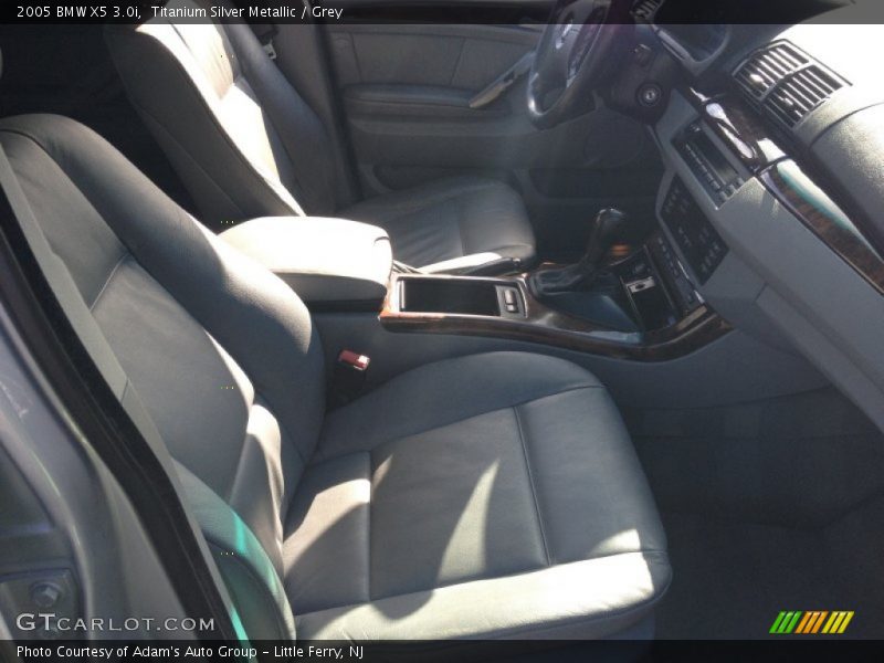 Titanium Silver Metallic / Grey 2005 BMW X5 3.0i