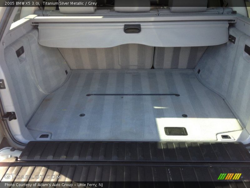 Titanium Silver Metallic / Grey 2005 BMW X5 3.0i