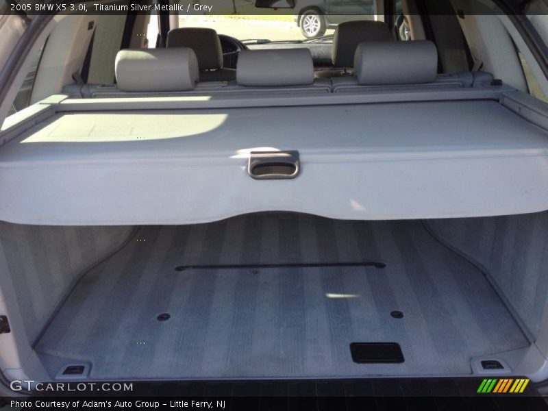 Titanium Silver Metallic / Grey 2005 BMW X5 3.0i