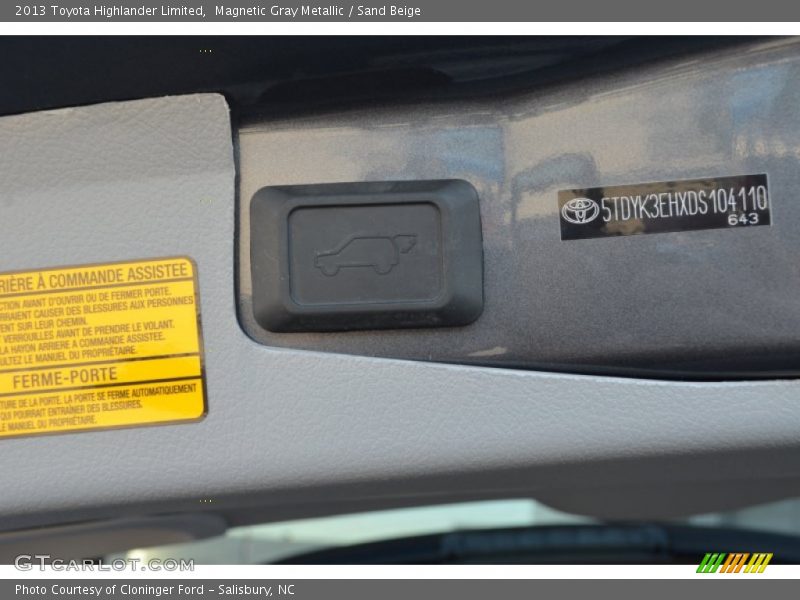 Magnetic Gray Metallic / Sand Beige 2013 Toyota Highlander Limited