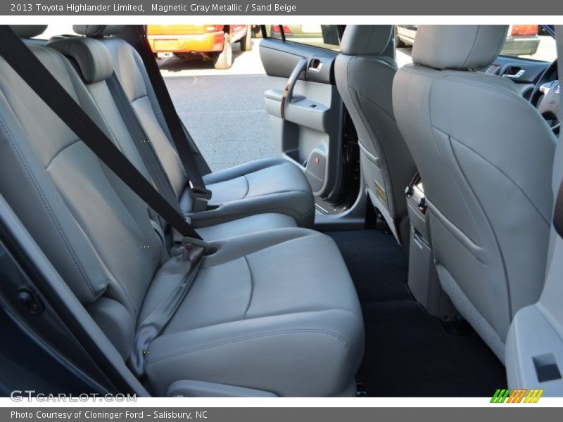 Magnetic Gray Metallic / Sand Beige 2013 Toyota Highlander Limited