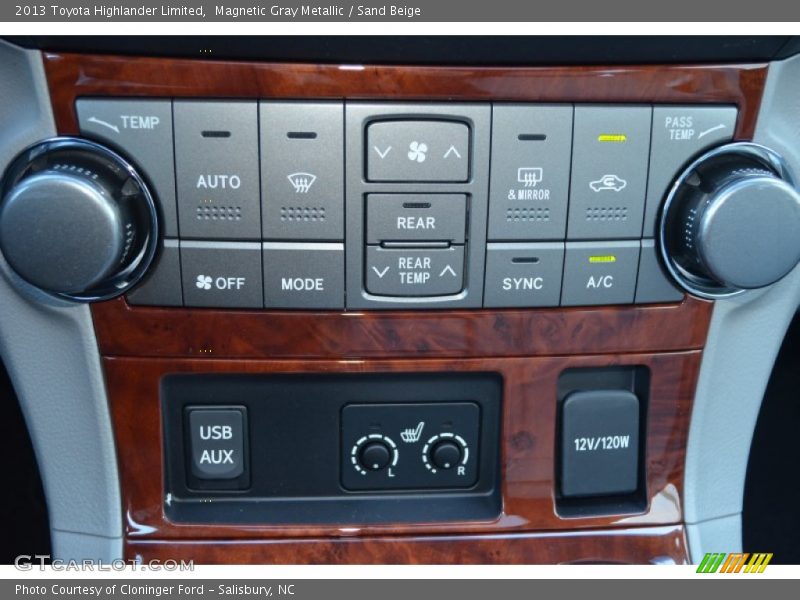Magnetic Gray Metallic / Sand Beige 2013 Toyota Highlander Limited
