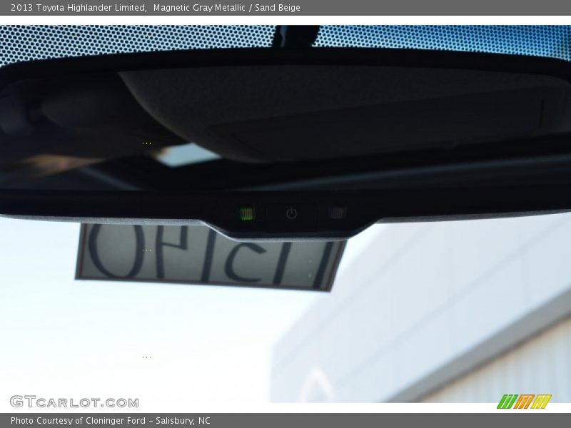 Magnetic Gray Metallic / Sand Beige 2013 Toyota Highlander Limited
