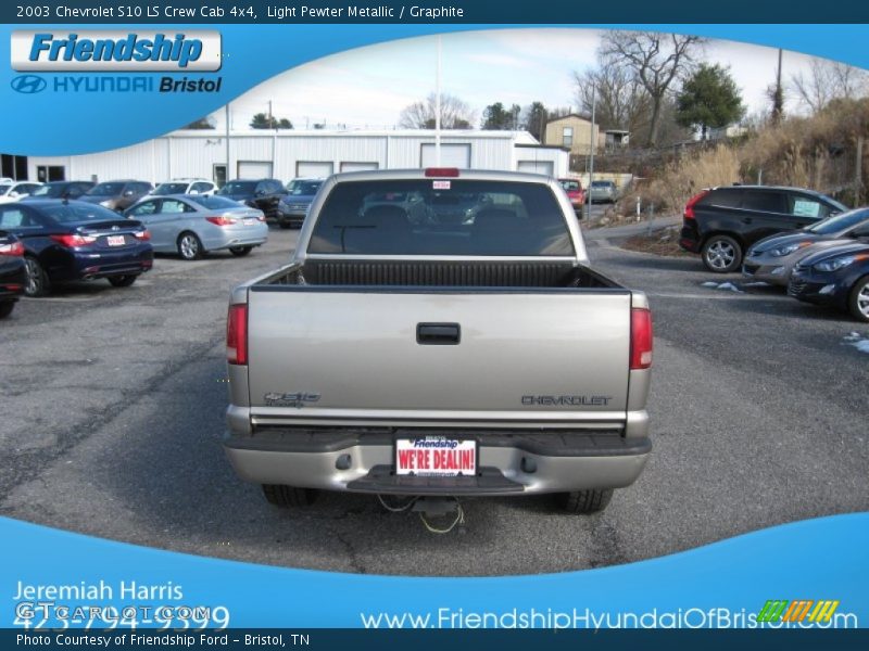 Light Pewter Metallic / Graphite 2003 Chevrolet S10 LS Crew Cab 4x4