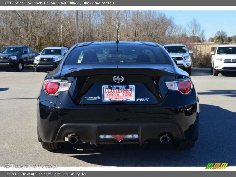 Raven Black / Black/Red Accents 2013 Scion FR-S Sport Coupe