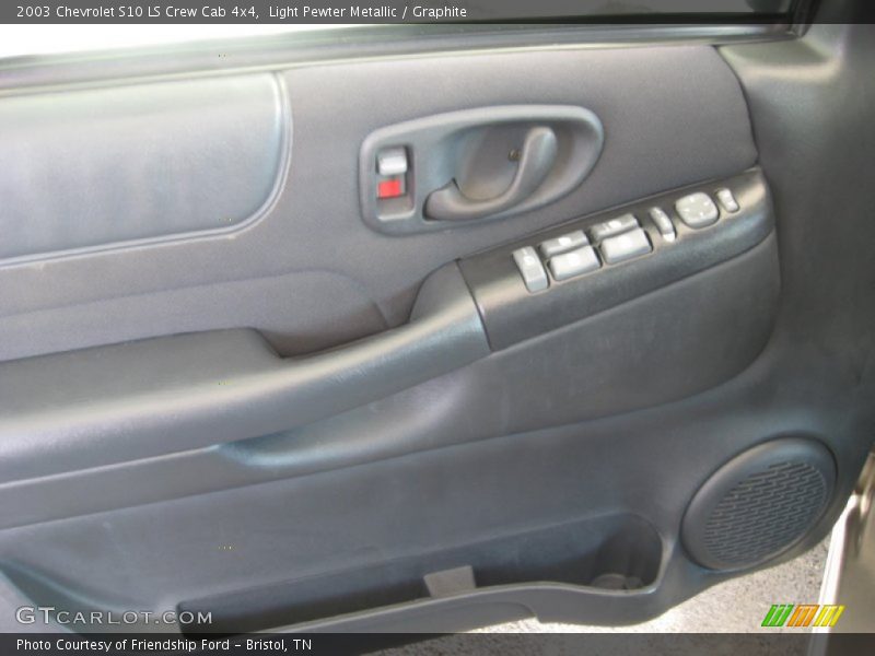 Light Pewter Metallic / Graphite 2003 Chevrolet S10 LS Crew Cab 4x4