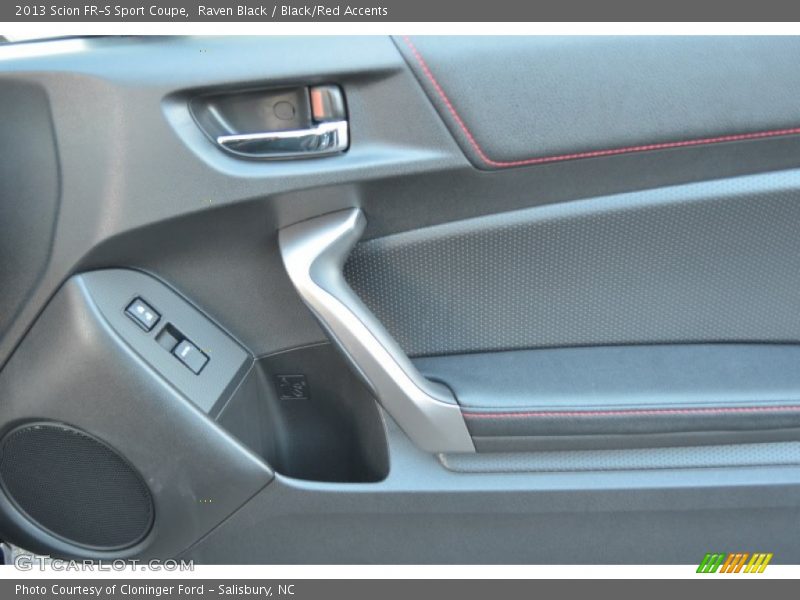 Raven Black / Black/Red Accents 2013 Scion FR-S Sport Coupe