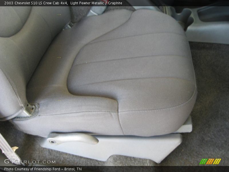 Light Pewter Metallic / Graphite 2003 Chevrolet S10 LS Crew Cab 4x4
