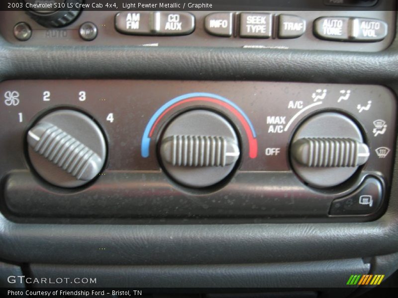 Light Pewter Metallic / Graphite 2003 Chevrolet S10 LS Crew Cab 4x4