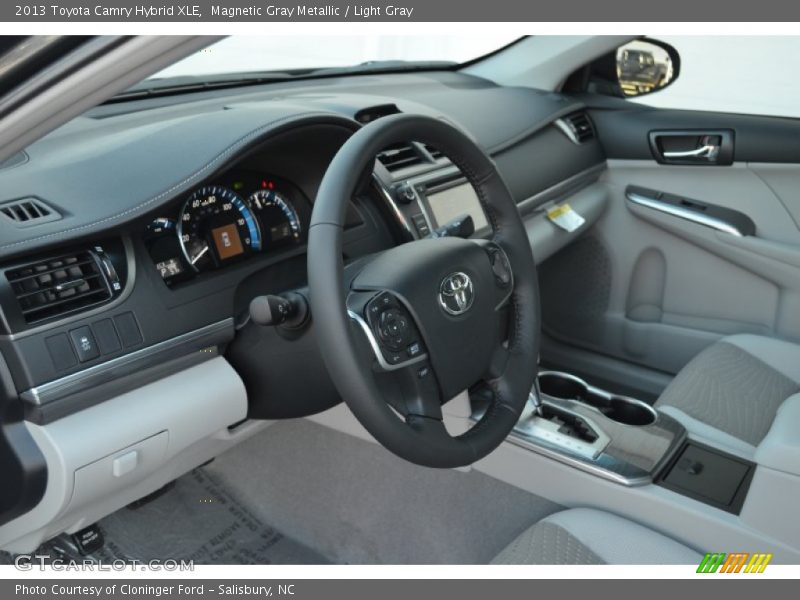 Magnetic Gray Metallic / Light Gray 2013 Toyota Camry Hybrid XLE