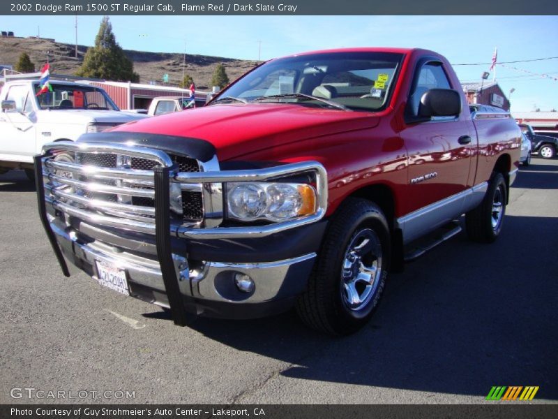 Flame Red / Dark Slate Gray 2002 Dodge Ram 1500 ST Regular Cab