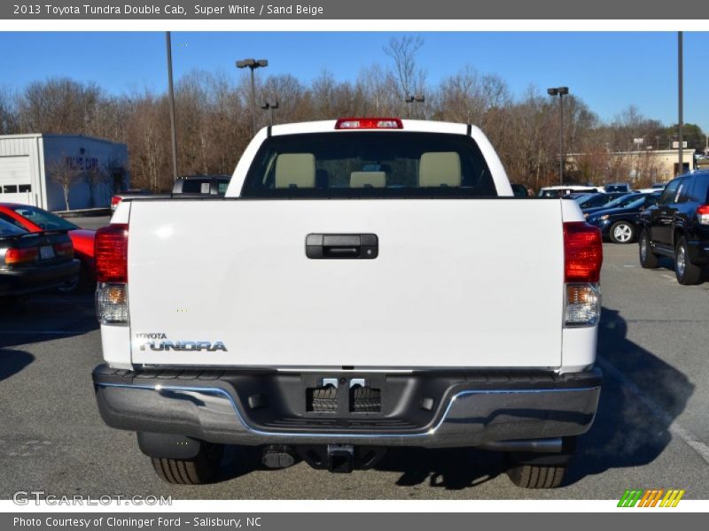 Super White / Sand Beige 2013 Toyota Tundra Double Cab