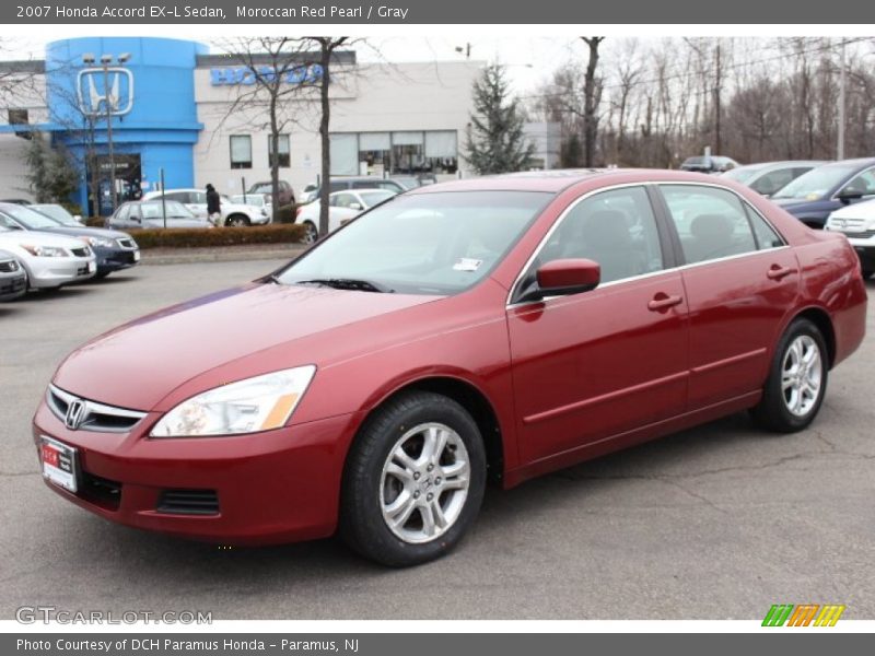 Front 3/4 View of 2007 Accord EX-L Sedan