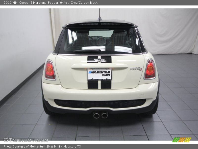 Pepper White / Grey/Carbon Black 2010 Mini Cooper S Hardtop