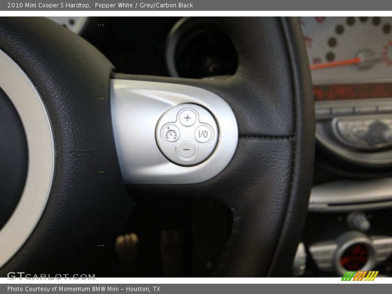 Controls of 2010 Cooper S Hardtop