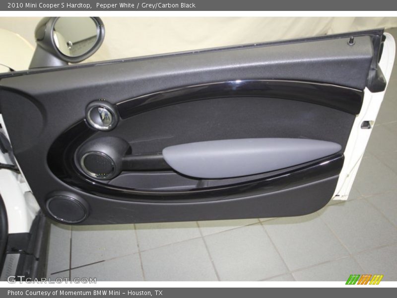 Door Panel of 2010 Cooper S Hardtop