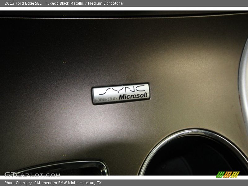 Tuxedo Black Metallic / Medium Light Stone 2013 Ford Edge SEL