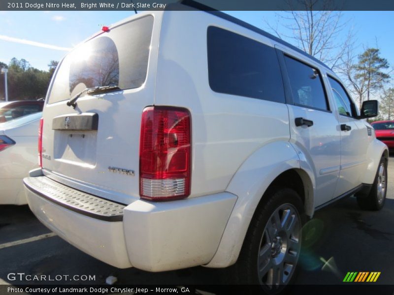 Bright White / Dark Slate Gray 2011 Dodge Nitro Heat