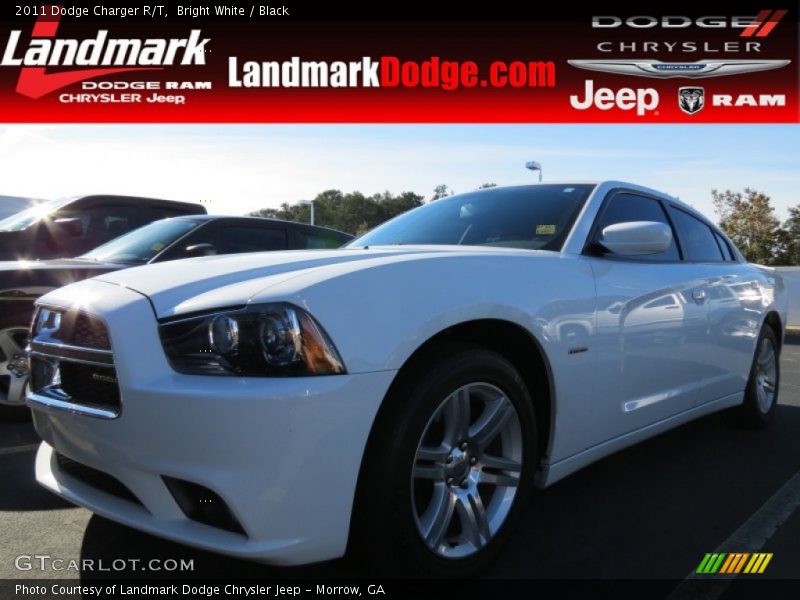 Bright White / Black 2011 Dodge Charger R/T