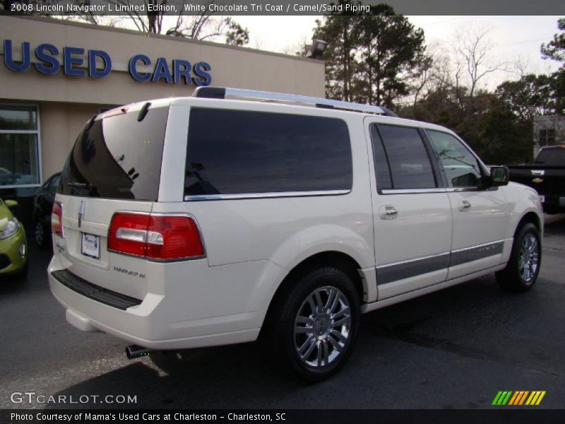 White Chocolate Tri Coat / Camel/Sand Piping 2008 Lincoln Navigator L Limited Edition