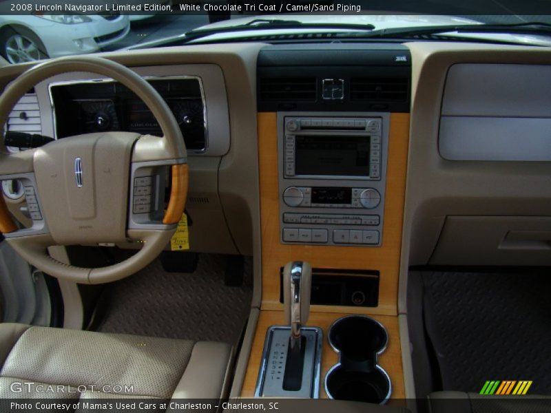 White Chocolate Tri Coat / Camel/Sand Piping 2008 Lincoln Navigator L Limited Edition