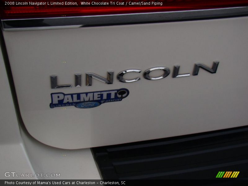 White Chocolate Tri Coat / Camel/Sand Piping 2008 Lincoln Navigator L Limited Edition