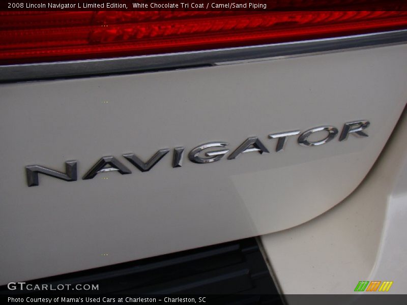 White Chocolate Tri Coat / Camel/Sand Piping 2008 Lincoln Navigator L Limited Edition