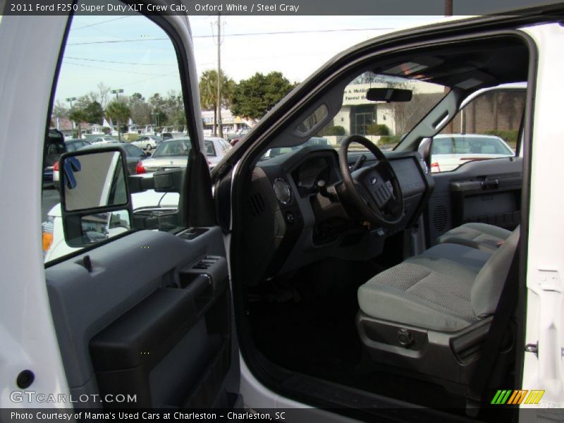 Oxford White / Steel Gray 2011 Ford F250 Super Duty XLT Crew Cab