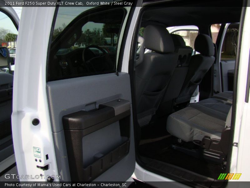 Oxford White / Steel Gray 2011 Ford F250 Super Duty XLT Crew Cab