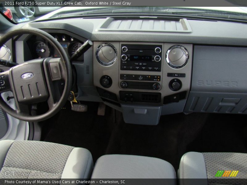Oxford White / Steel Gray 2011 Ford F250 Super Duty XLT Crew Cab
