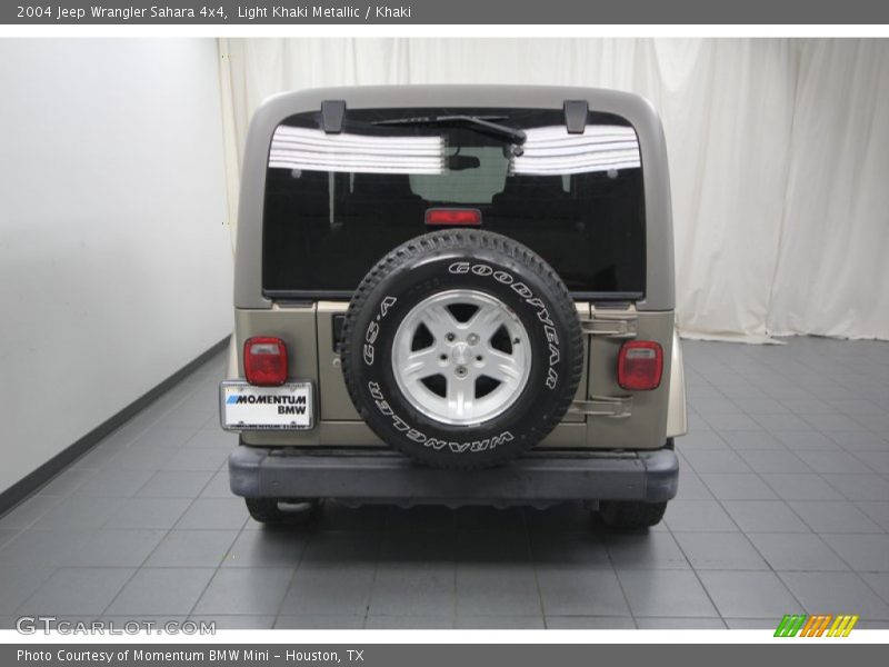 Light Khaki Metallic / Khaki 2004 Jeep Wrangler Sahara 4x4