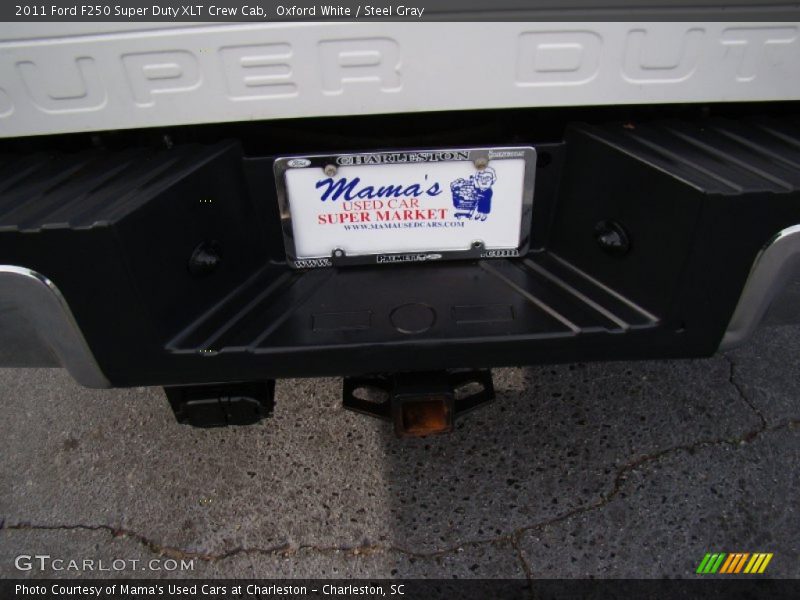 Oxford White / Steel Gray 2011 Ford F250 Super Duty XLT Crew Cab