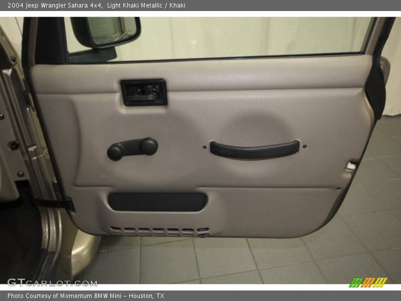 Light Khaki Metallic / Khaki 2004 Jeep Wrangler Sahara 4x4