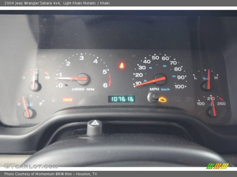 Light Khaki Metallic / Khaki 2004 Jeep Wrangler Sahara 4x4