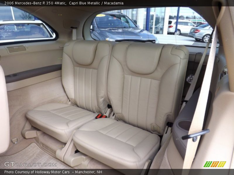 Rear Seat of 2006 R 350 4Matic