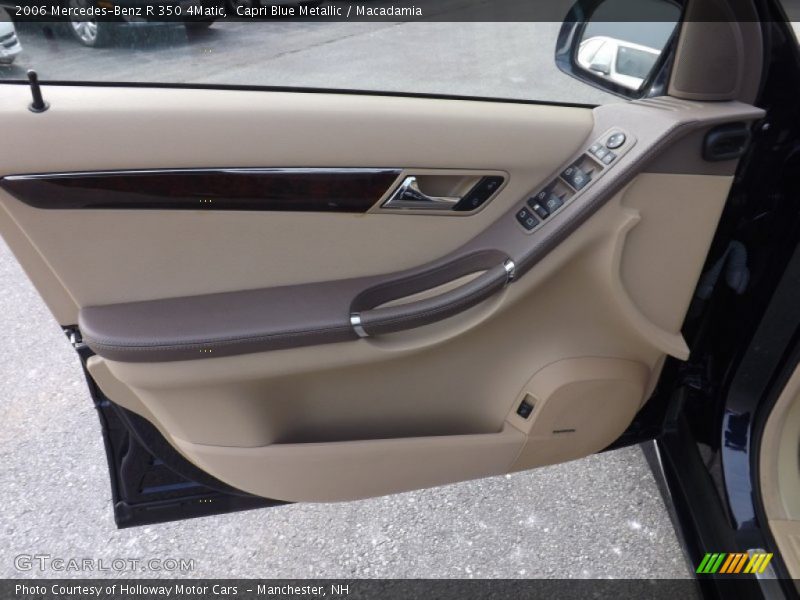 Door Panel of 2006 R 350 4Matic