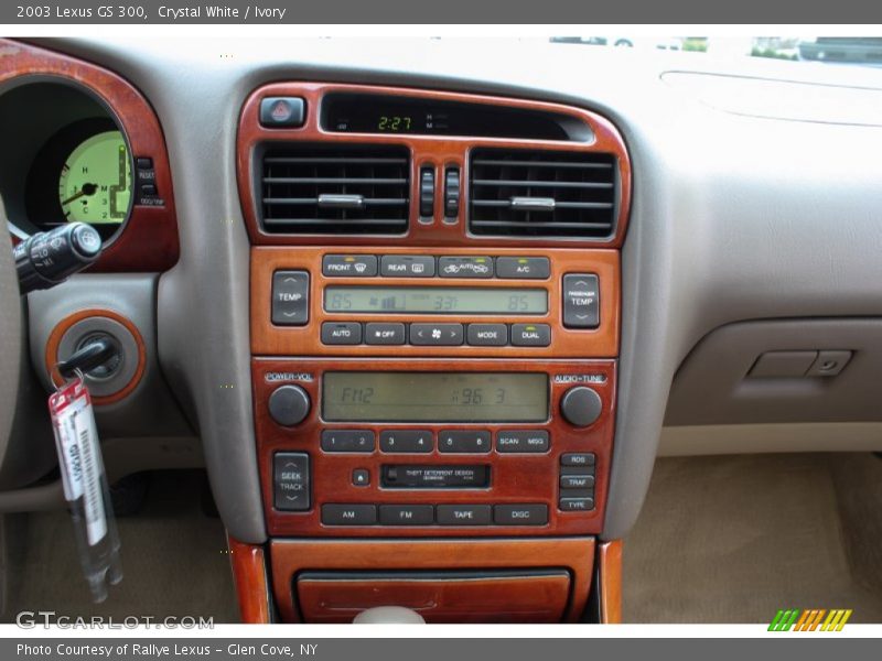 Crystal White / Ivory 2003 Lexus GS 300