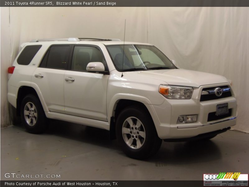 Blizzard White Pearl / Sand Beige 2011 Toyota 4Runner SR5