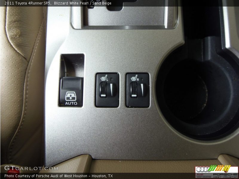 Blizzard White Pearl / Sand Beige 2011 Toyota 4Runner SR5