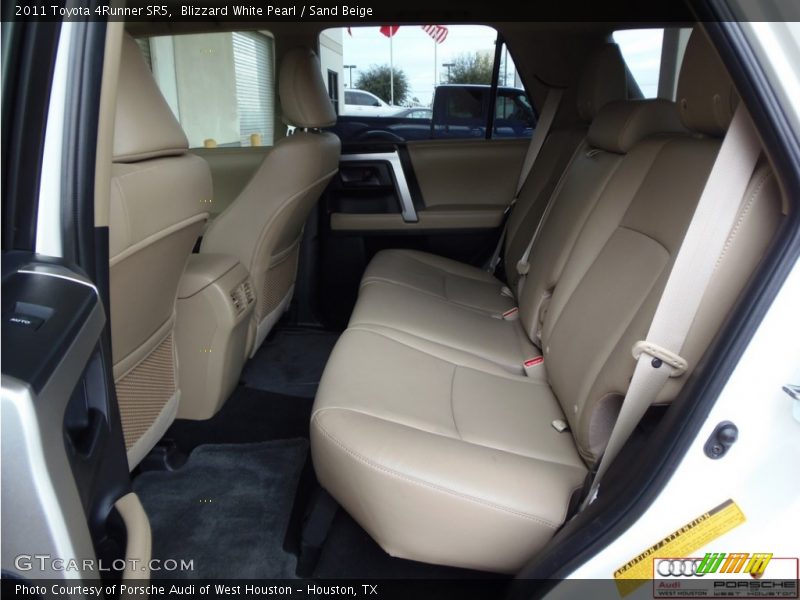 Blizzard White Pearl / Sand Beige 2011 Toyota 4Runner SR5