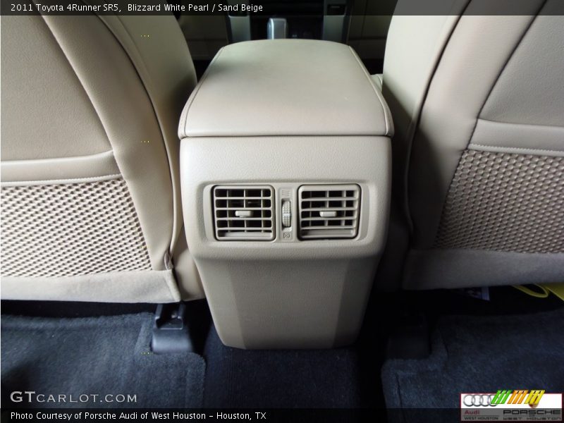Blizzard White Pearl / Sand Beige 2011 Toyota 4Runner SR5