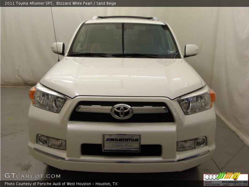 Blizzard White Pearl / Sand Beige 2011 Toyota 4Runner SR5