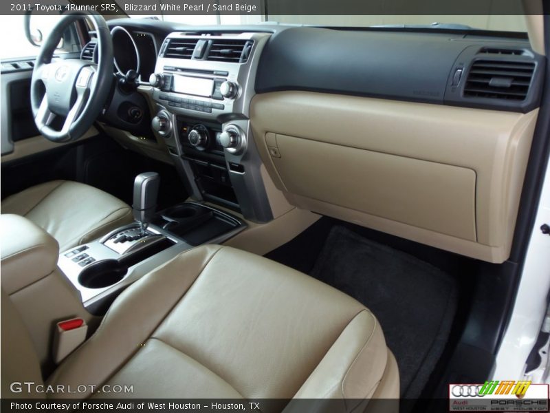 Blizzard White Pearl / Sand Beige 2011 Toyota 4Runner SR5