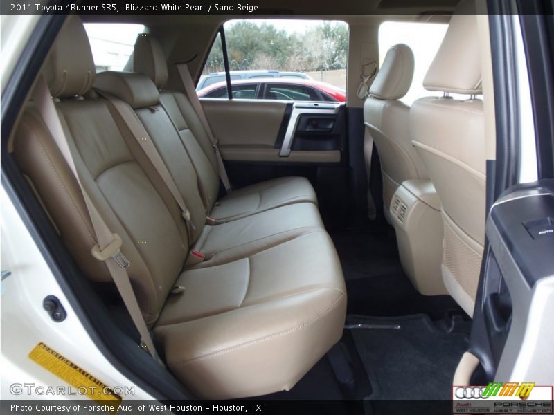 Blizzard White Pearl / Sand Beige 2011 Toyota 4Runner SR5